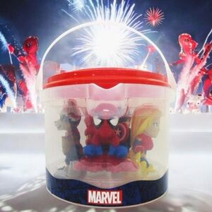 🆕- Marvel Heroes Bath Set-Collector's Bucket Edition (6M+)